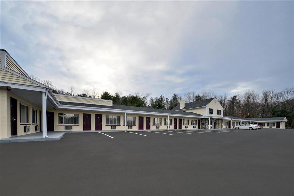 Americas Best Value Inn Providence-North Scituate Eksteriør billede